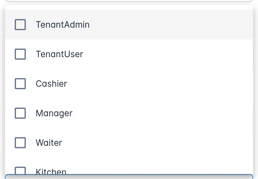 Selector Roles abierto en la ventana Nuevo Usuario, con los seis roles: TenantAdmin, Manager, TenantUser, Cashier, Waiter y Kitchen.